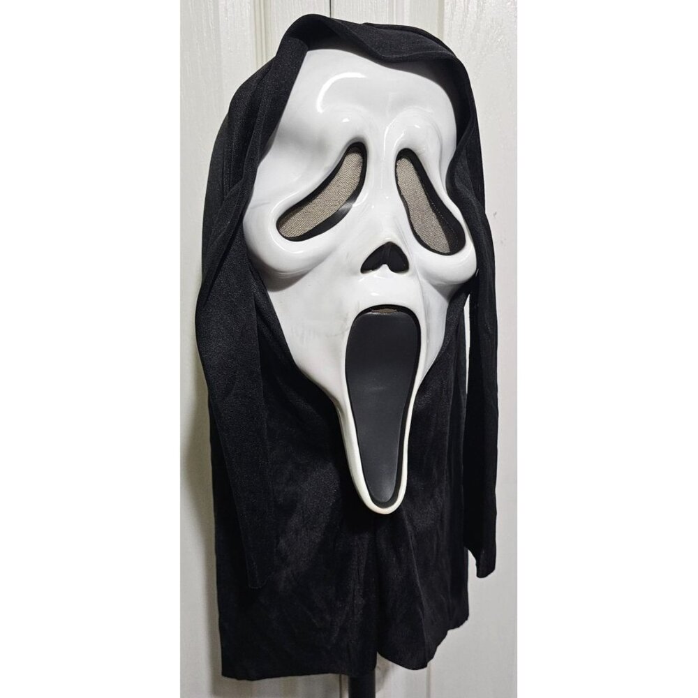 Ghostface Adult Mask Fun World Ghost Face Scream Movie Halloween Killer Hood